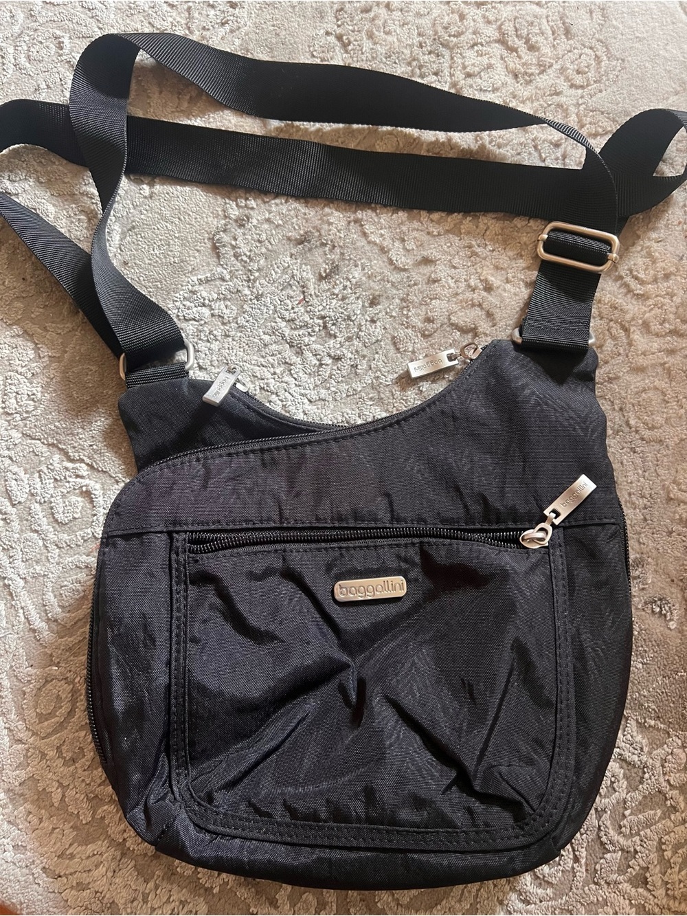 Baggallini Black Crossbody Bag - Lightweight Everyday Shoulder Bag cross cross